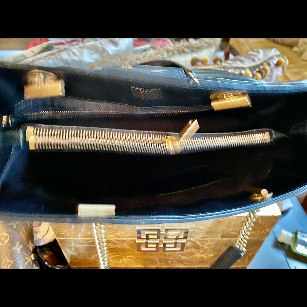YSL Lou Lou Chevron Matelase Tote Bag - Picture 12 of 13